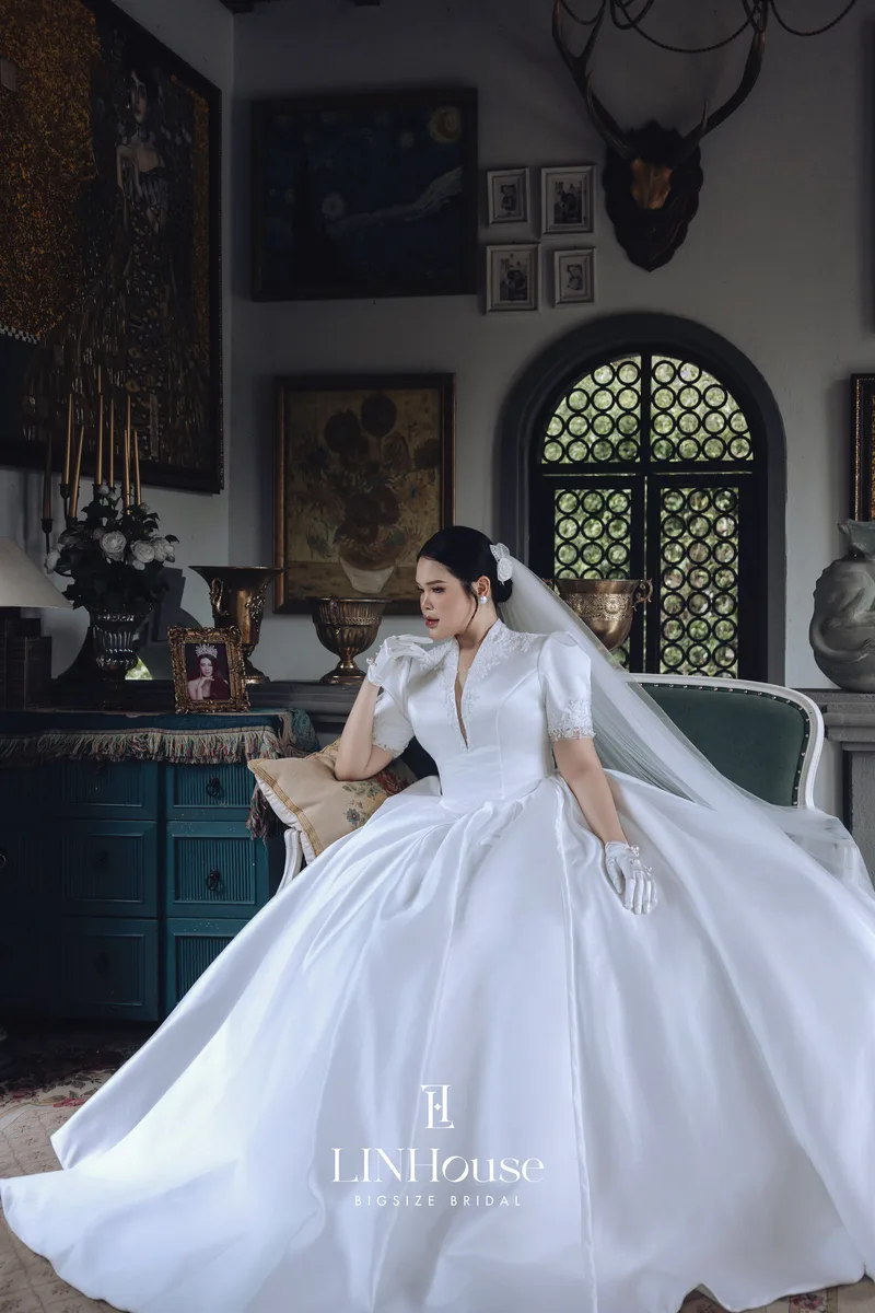 Timeless Grace celebrates bridal beauty beyond trends. Classic silhouettes meet luminous satin, refined tailoring and delicate lace details, creating gowns that feel effortlessly elegant and enduringly beautiful.  Designed for the bride who believes less can say more, each gown embraces femininity through clean lines, graceful proportions and timeless simplicity.