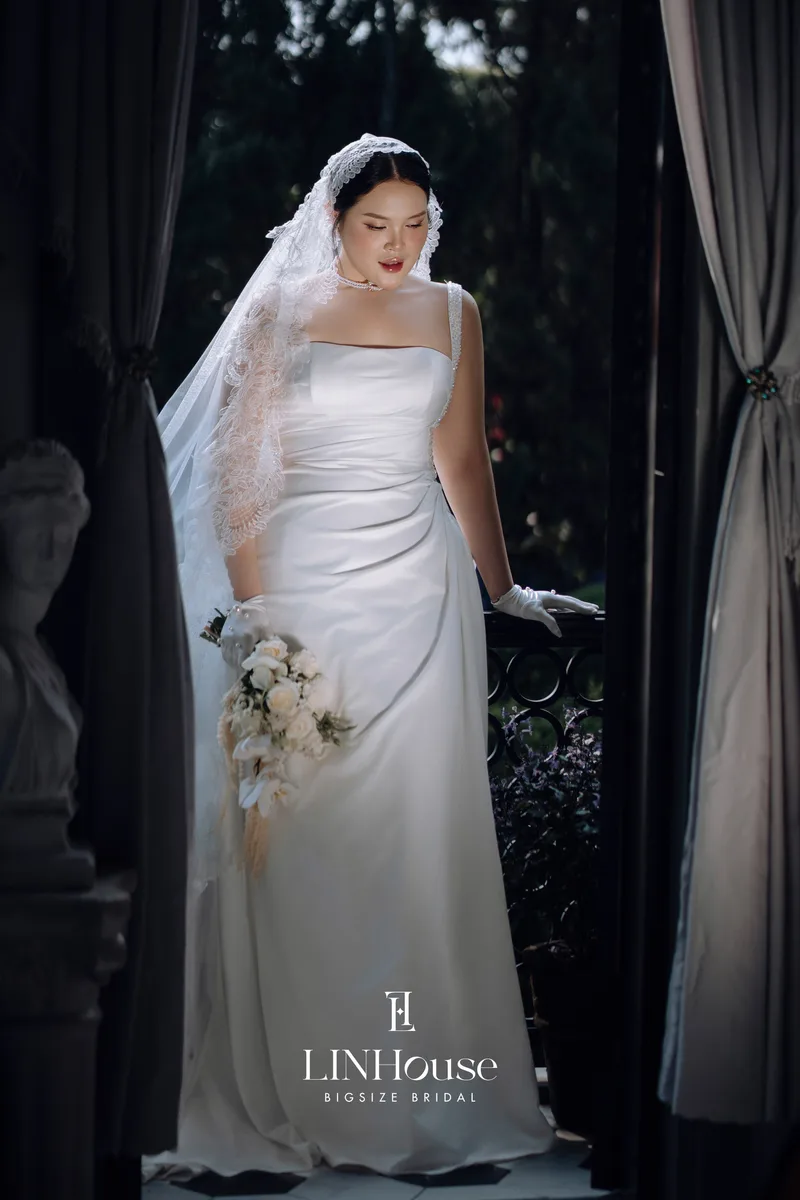 LÉONIE - Satin Dáng A