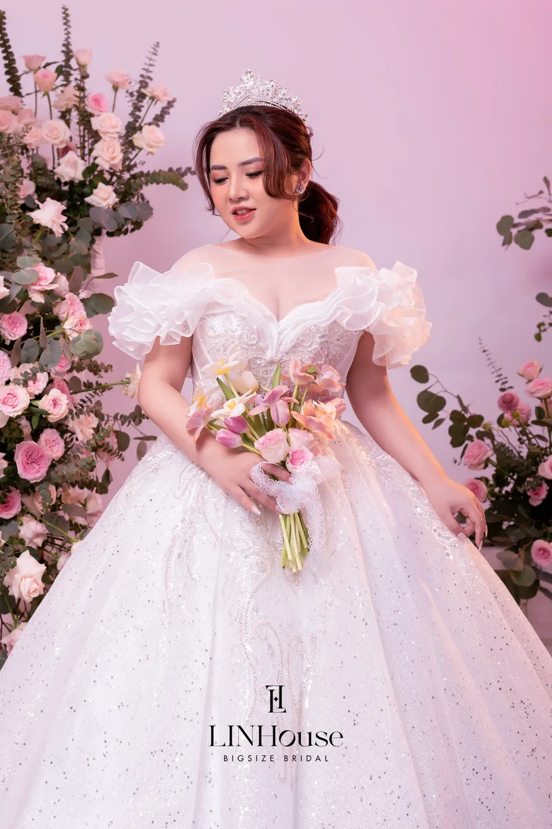 ELORA - Kim Tuyến Bồng Xoè