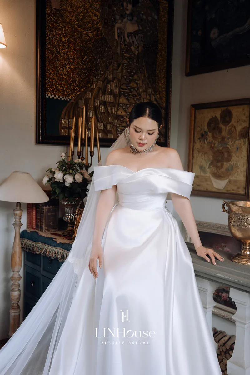 LORÉANE - Satin A-Line