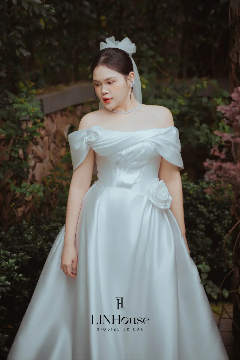 ELVIRA - Satin A-Line