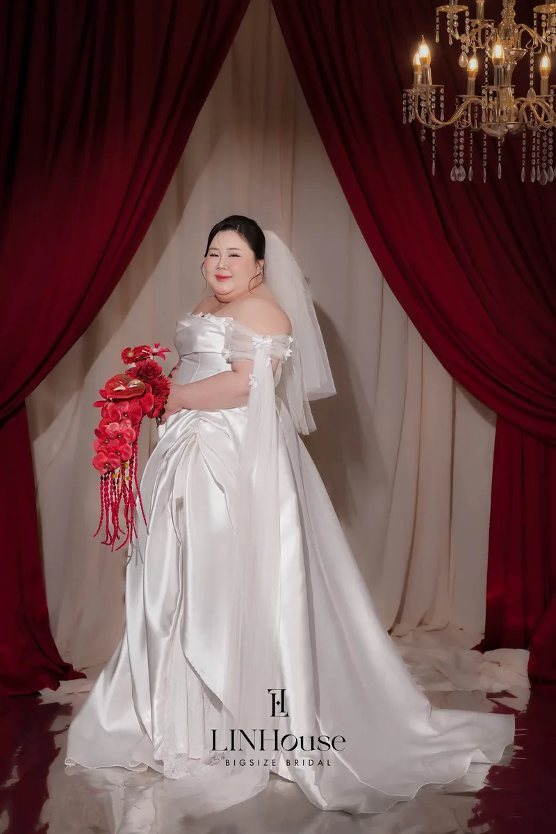 NORA - Voan Lưới, Satin Dáng A