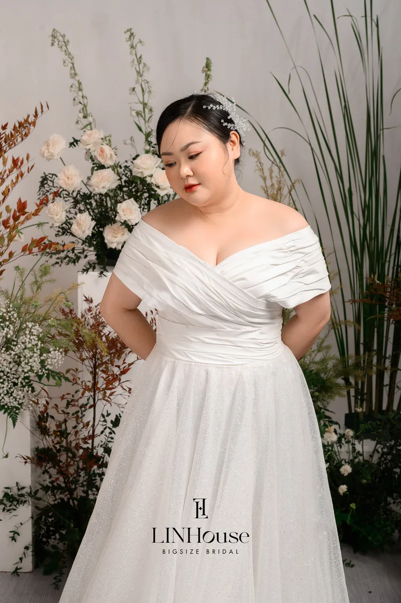 ELOISE - Kim Tuyến, Satin Dáng A