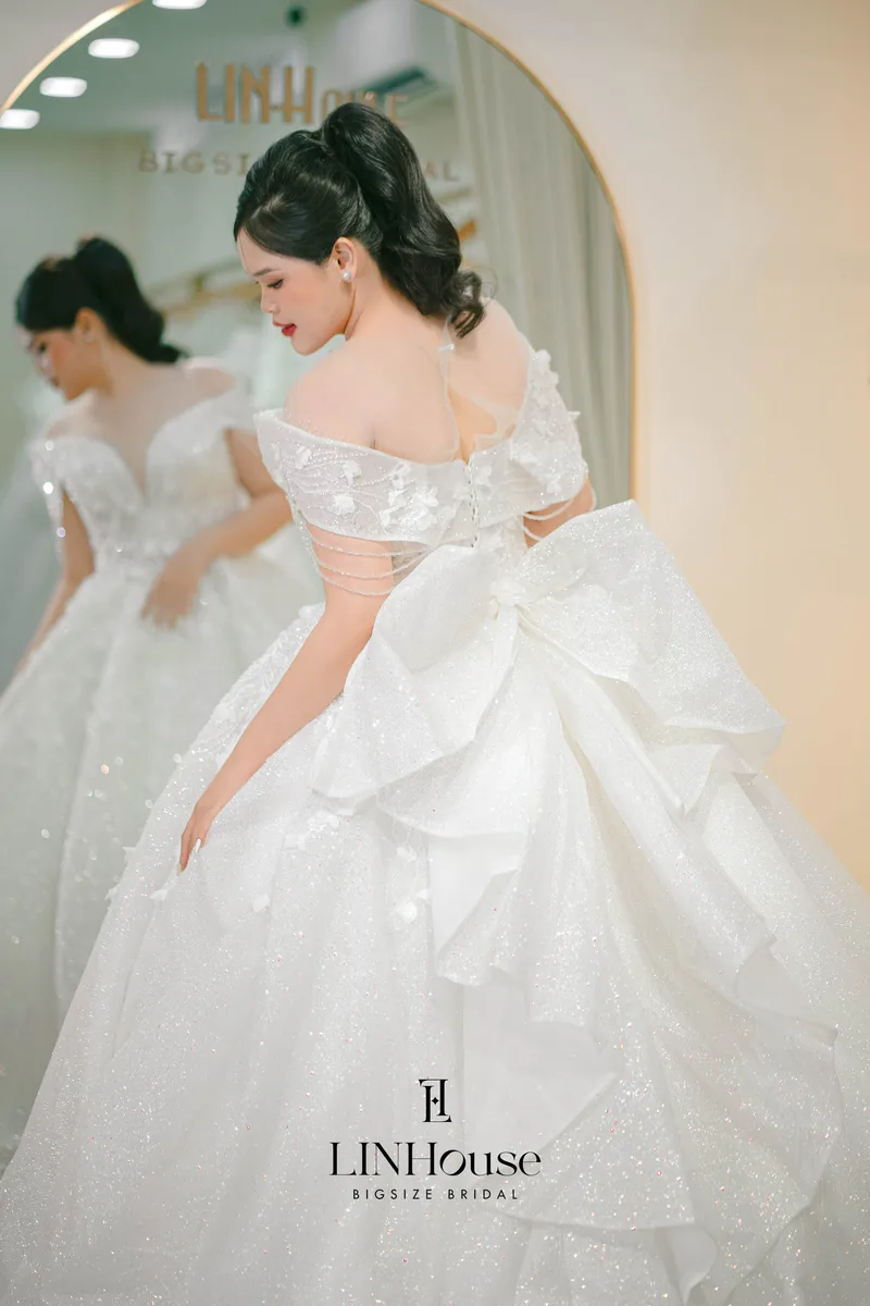 ARIEL - Sparkling Ball Gown