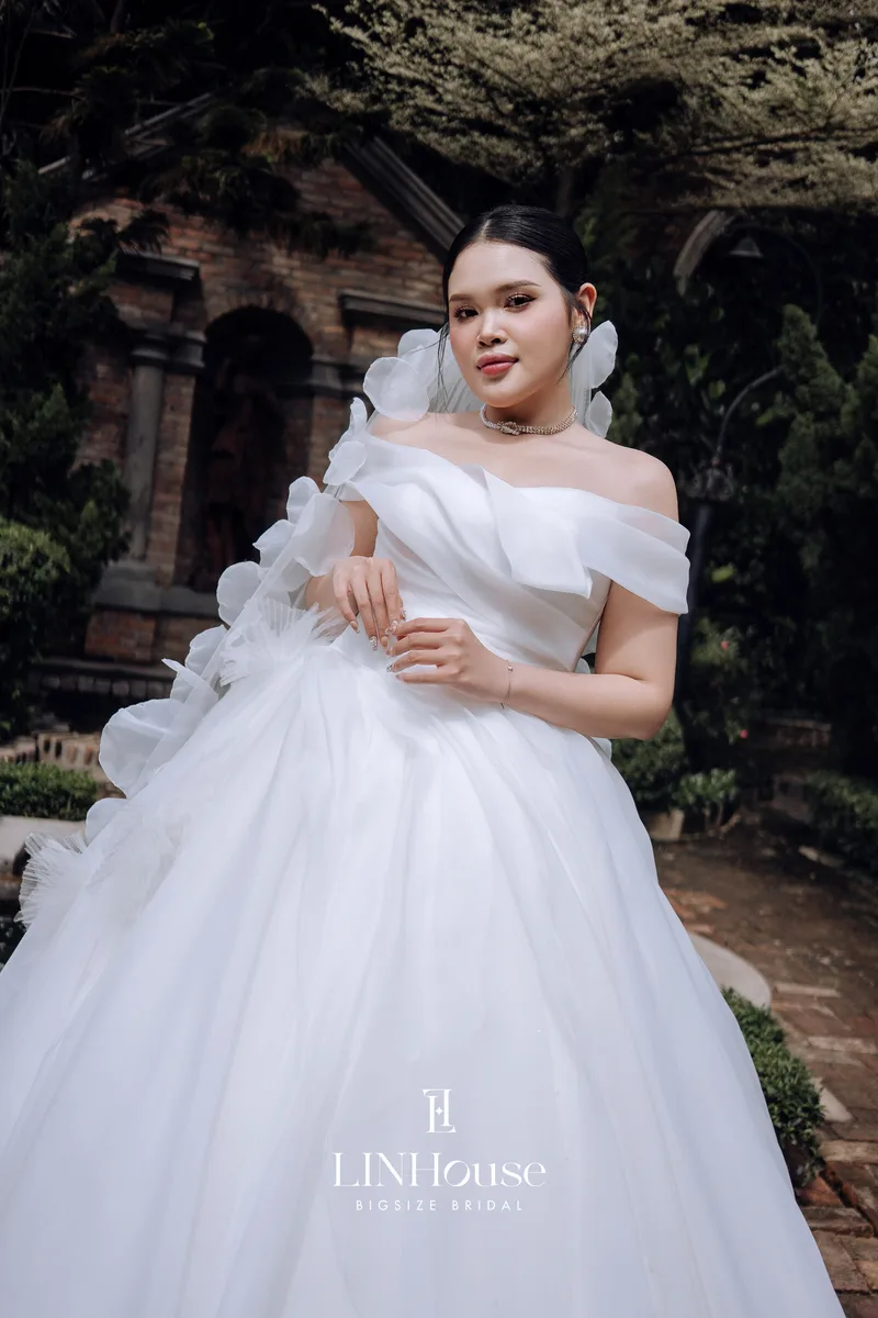 AVELINE - Organza Ball Gown