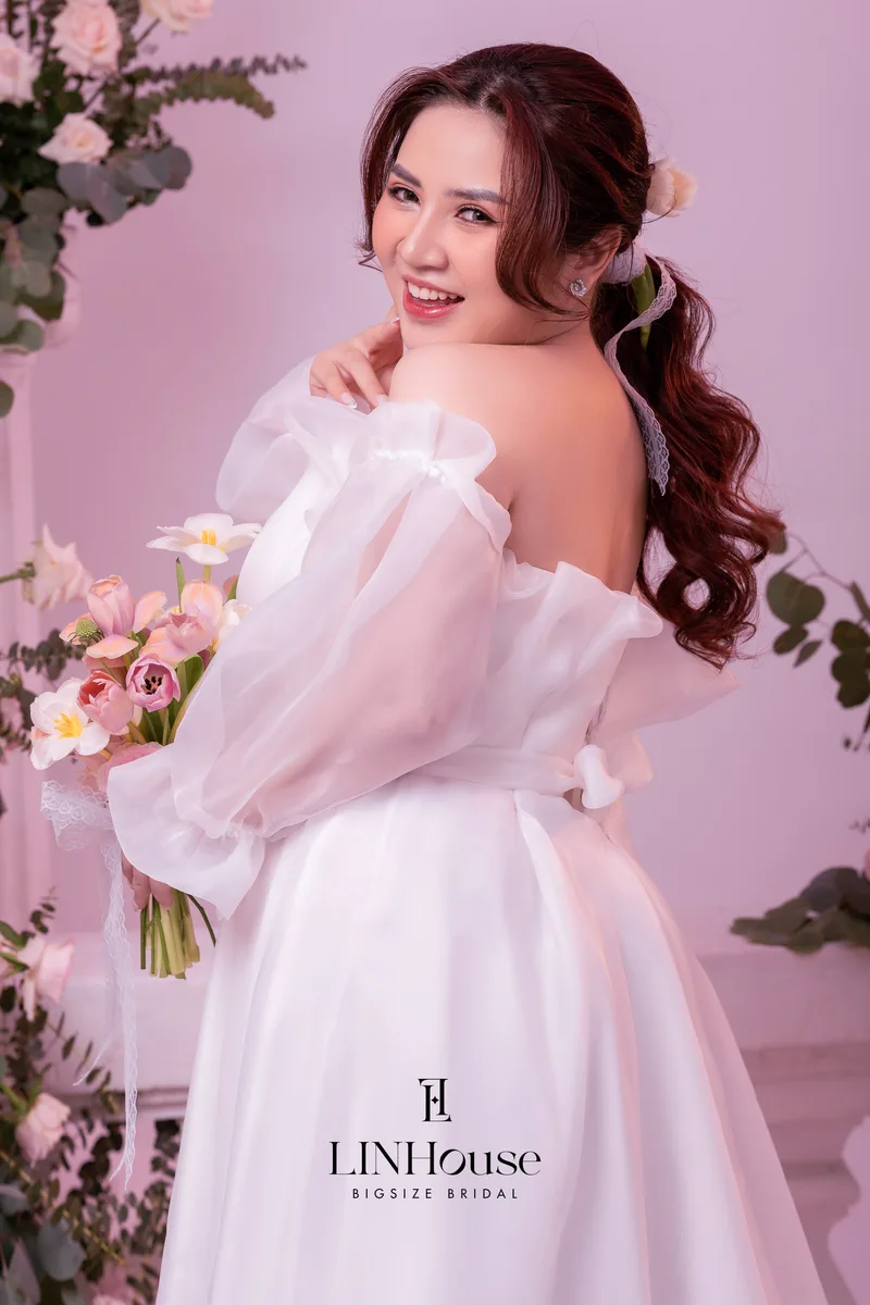 AMÉLIE - Organza Dáng A