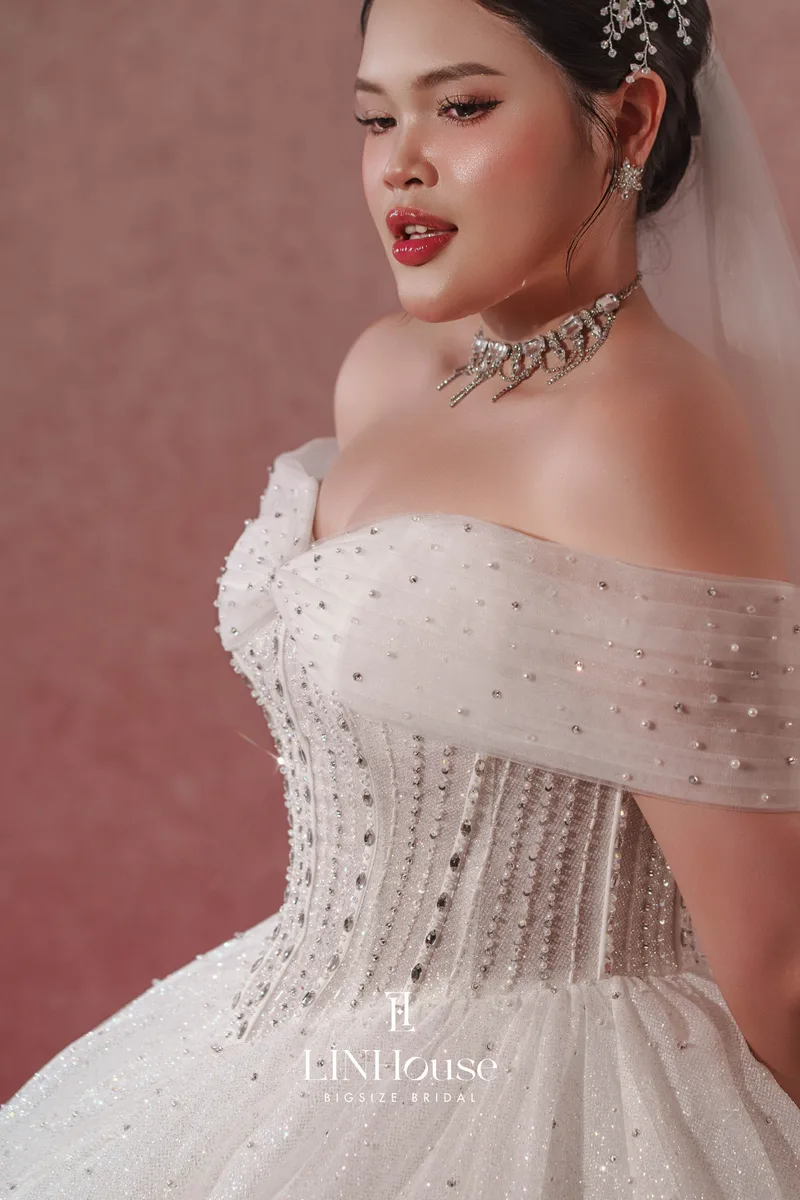 MAËLYS - Kim Tuyến Bồng Xoè