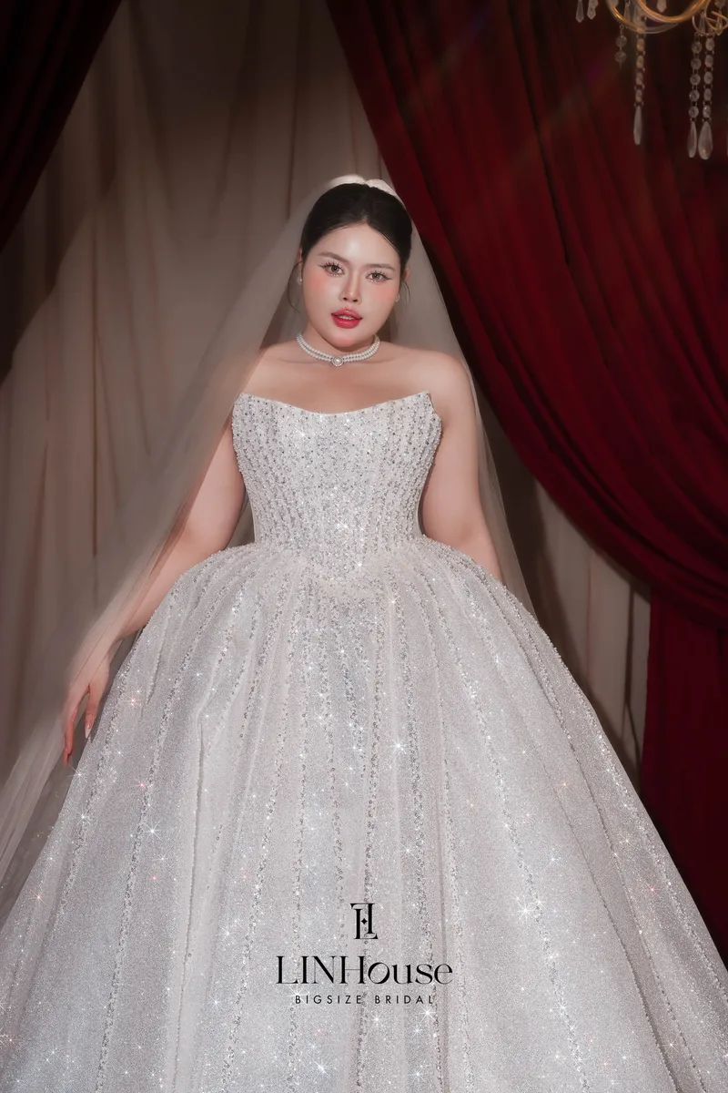 VIREN - Sparkling Ball Gown
