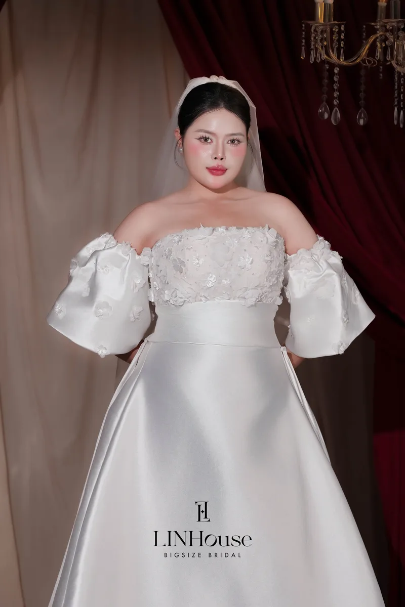 ELVANA - Satin A-Line