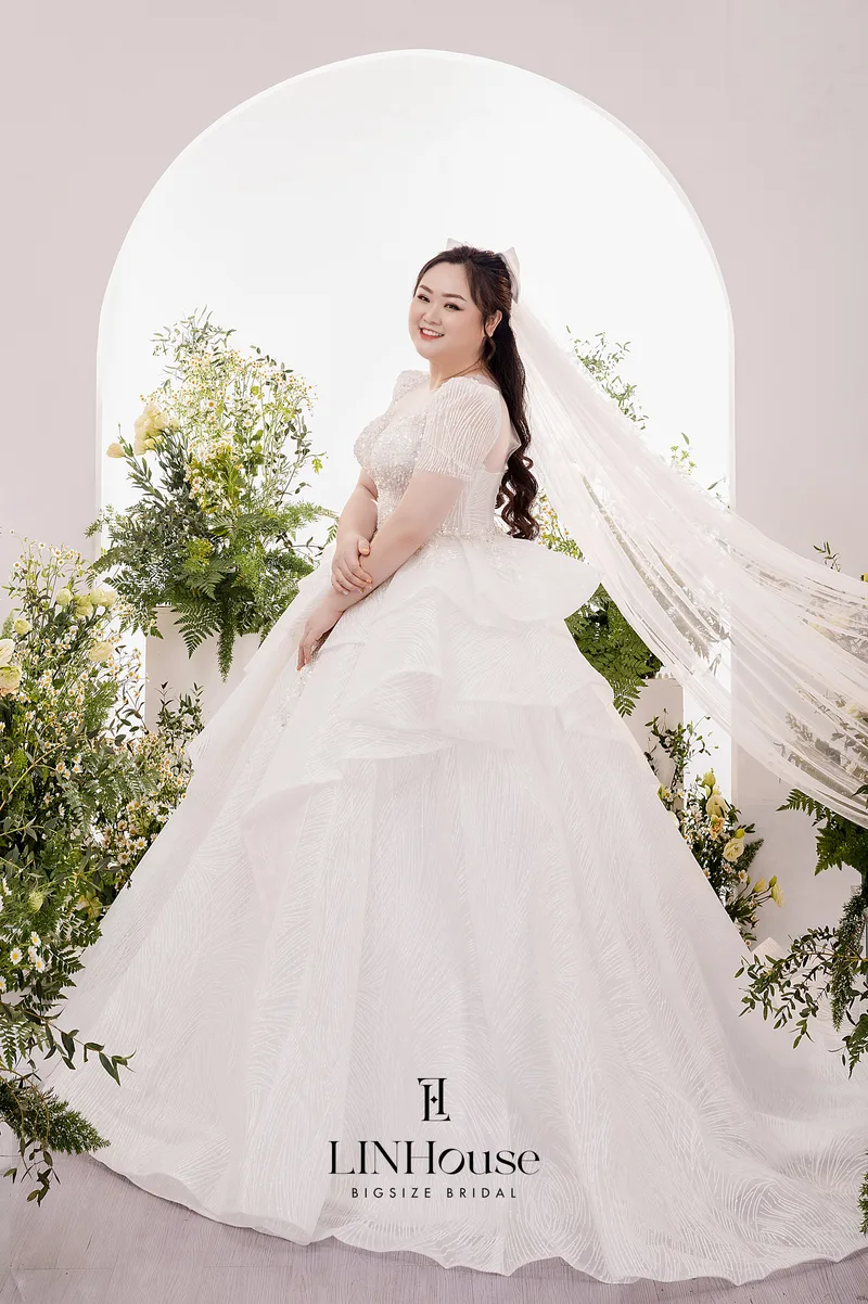 VALÉRIA - Sparkling Ball Gown