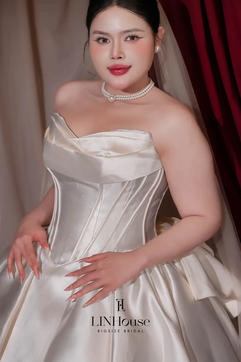 ISOLDE - Satin Ball Gown