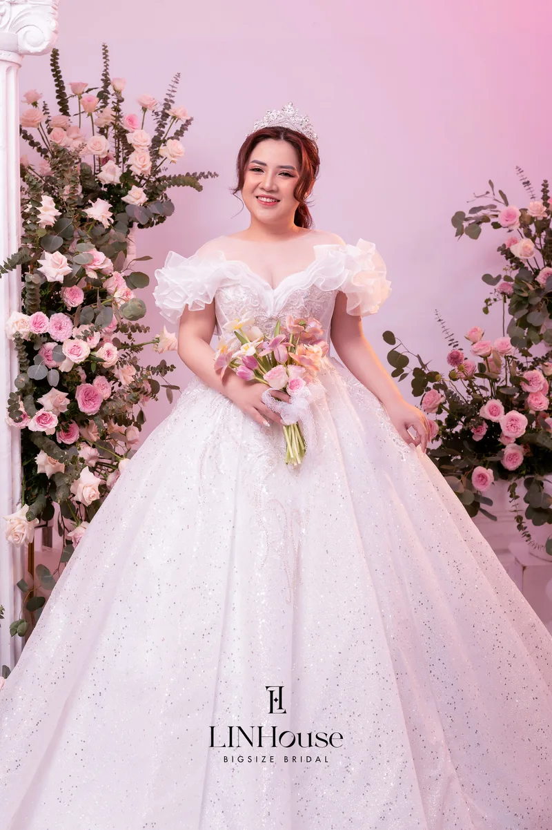 ELORA - Kim Tuyến Bồng Xoè